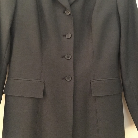 Kasper 2 piece suit, charcoal gray, sz 4 - Picture 2 of 11